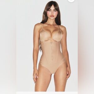 SKIMS CS Waist Cincher Thong Bodysuit Clay XS Sculpting Shapewear NW